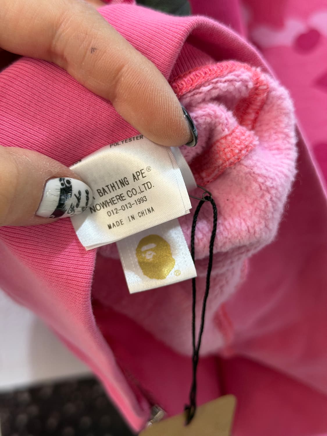 베이프X안티소셜클럽 어 베이싱 에이프 풀 집 후드 핑크 상품이미지4