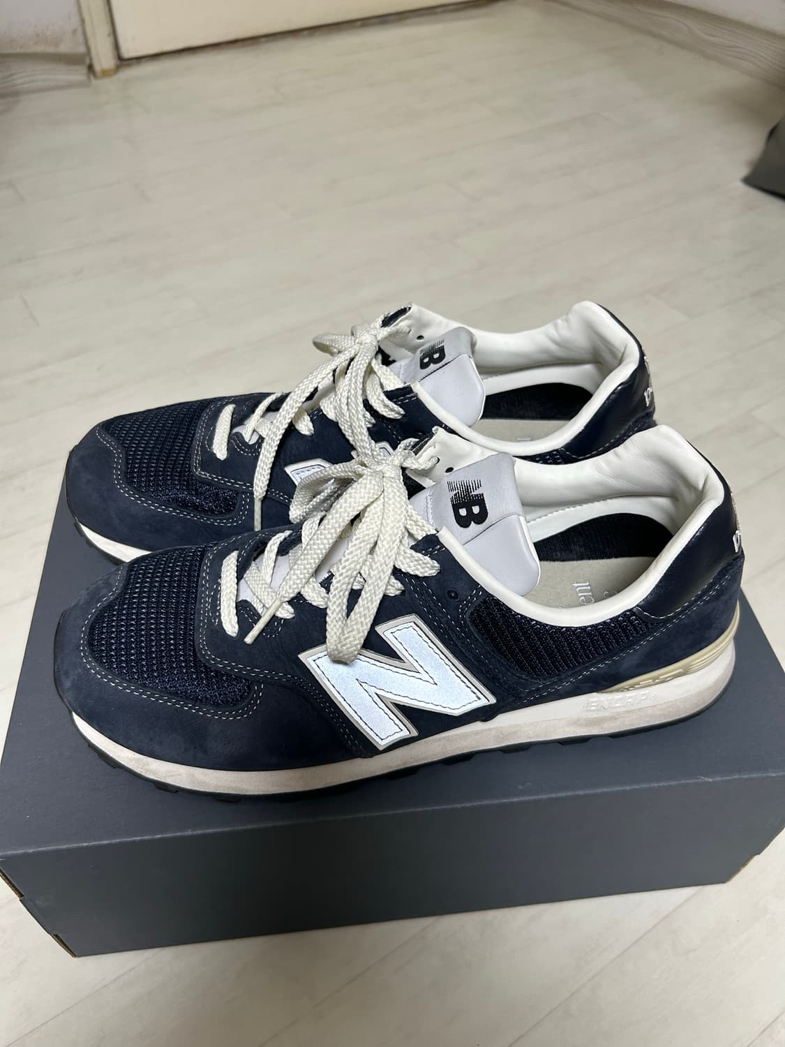 뉴발란스 x 포터리 574 네이비 280 상품이미지1