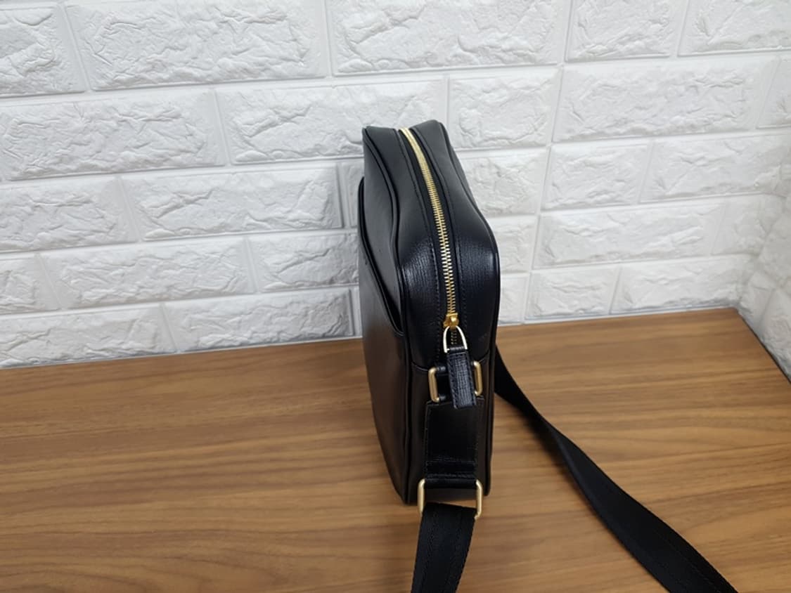 닥스 남성 크로스백 상품이미지2