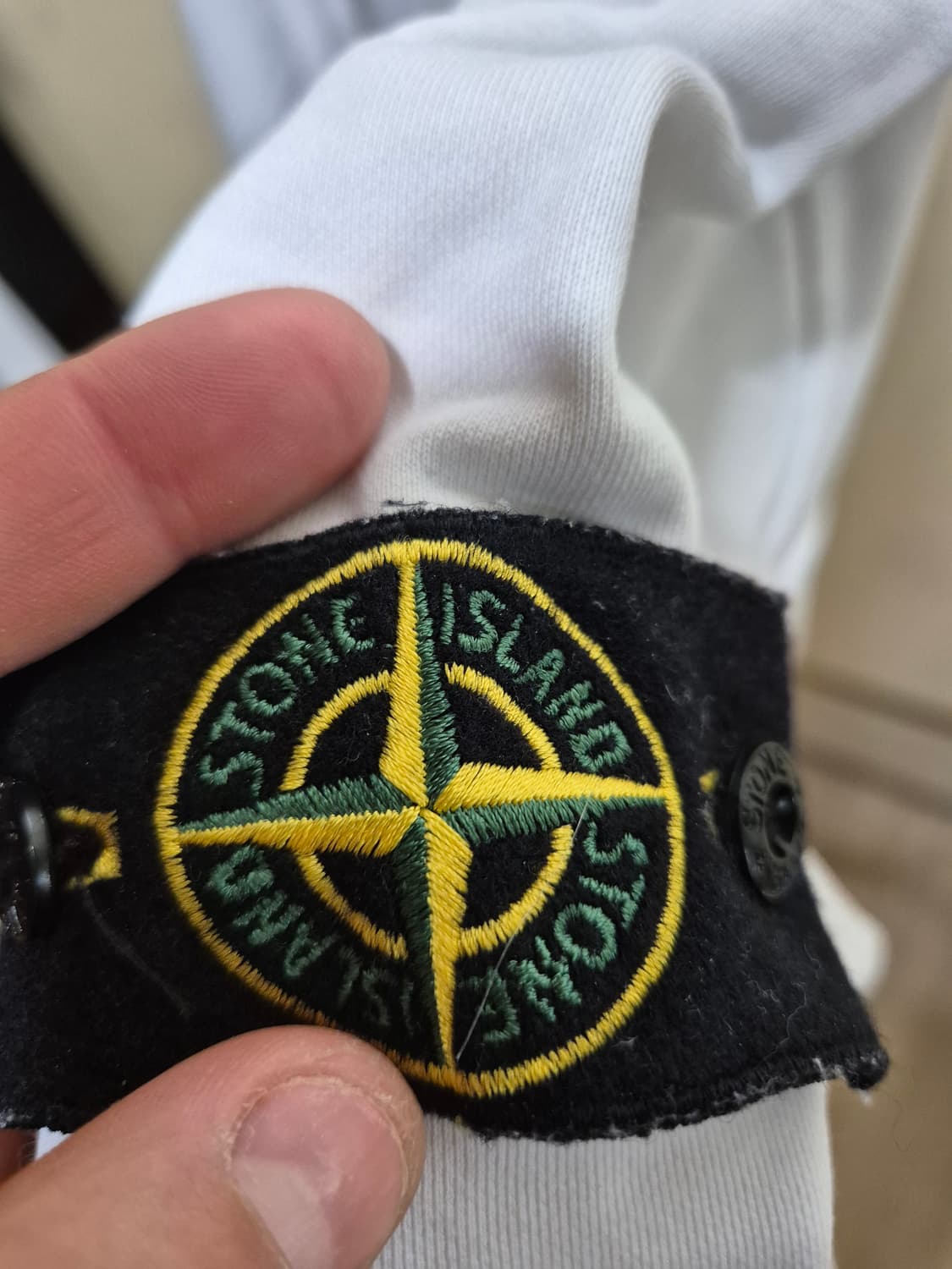 [XXL]21ss스톤아일랜드 와펜 맨투맨후드 화이트 흰색 105 110 상품이미지10