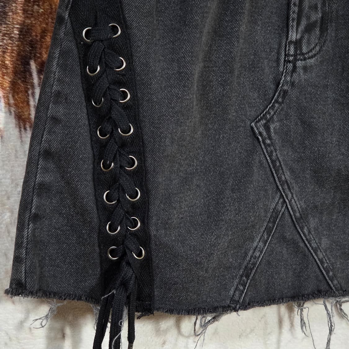 일본 gu 그레이 아일렛 펑크 미니 스커트 상품이미지2