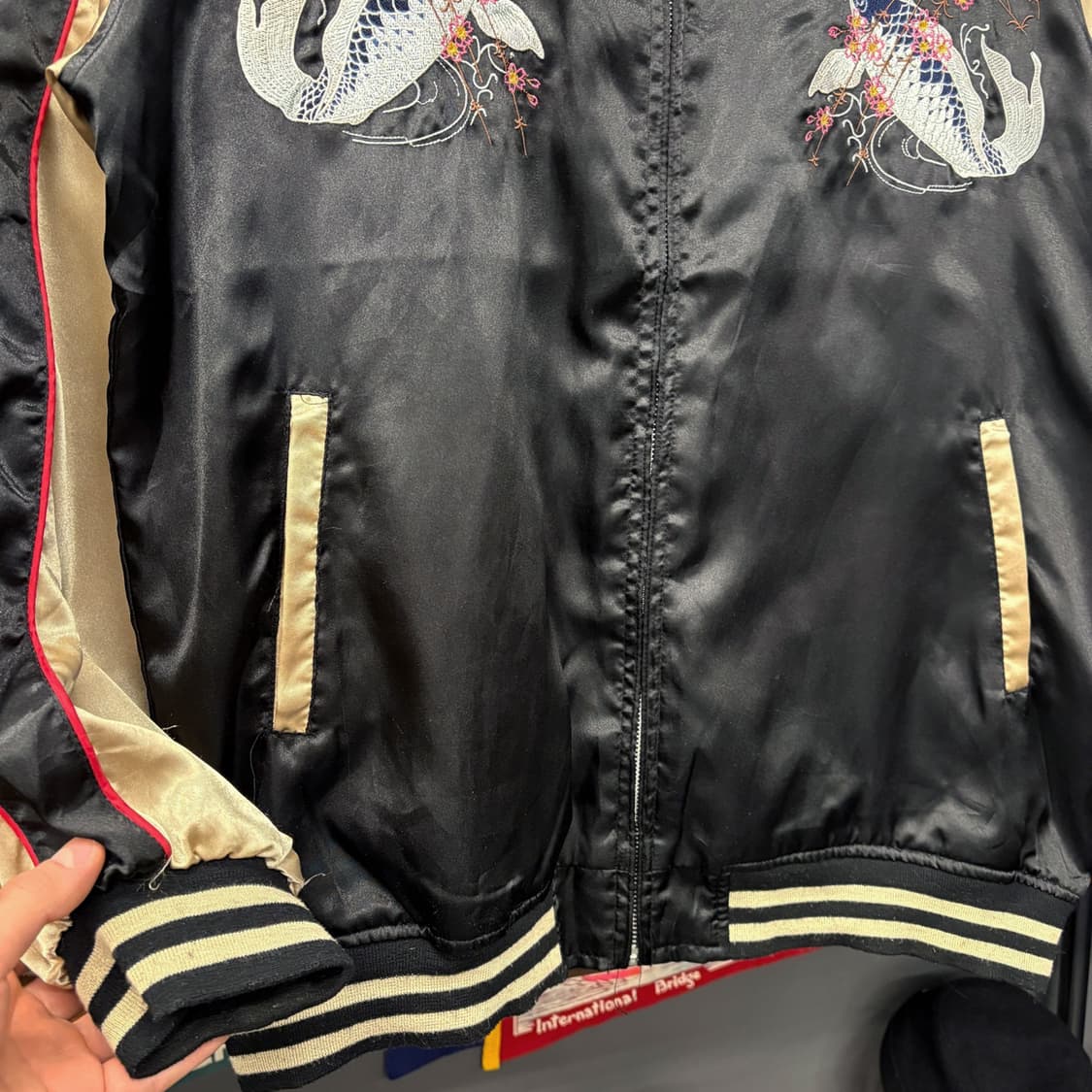 JPN빈티지 수베니어 사틴 스카쟌 자켓 잉어자수 샴페인골드 N611 상품이미지5