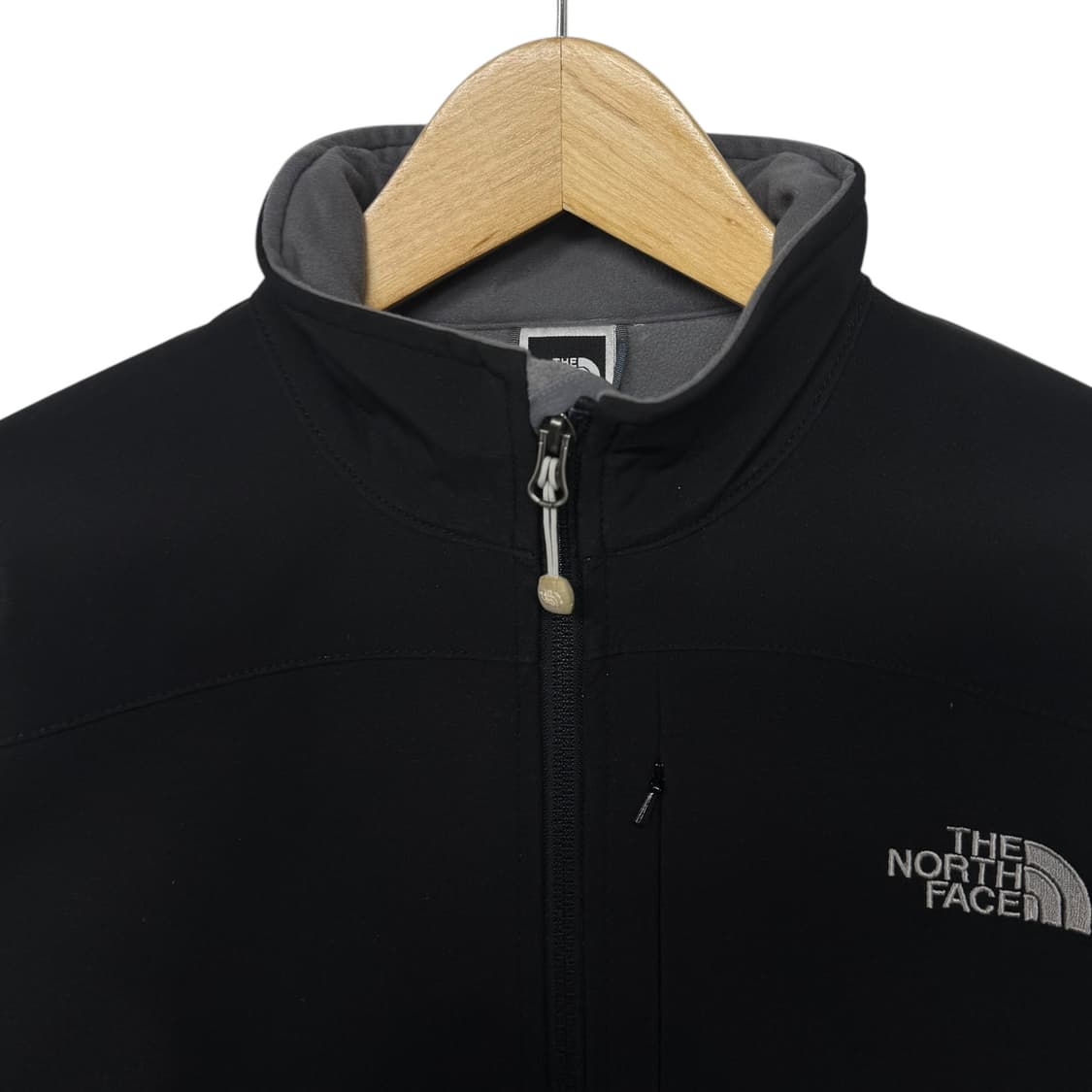 노스페이스 폴리에스터 바람막이 집업 상품이미지2