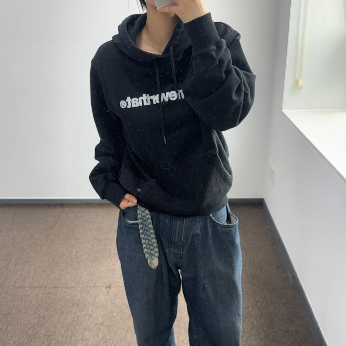 Thisisneverthat 디스이즈네버댓 블랙 후드티 상품이미지1