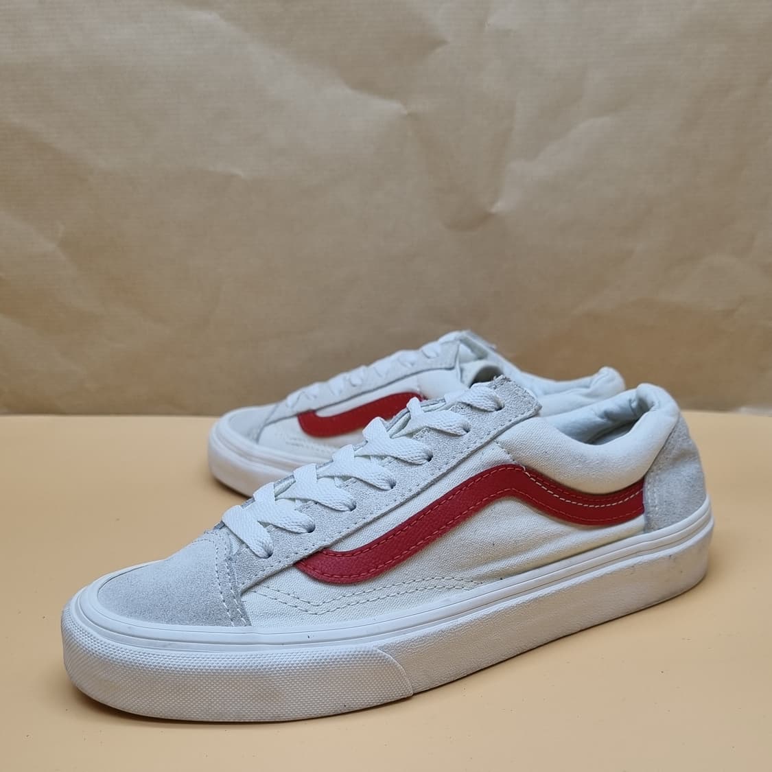 반스 스타일 36 흰빨 여성스니커즈235  상품이미지1