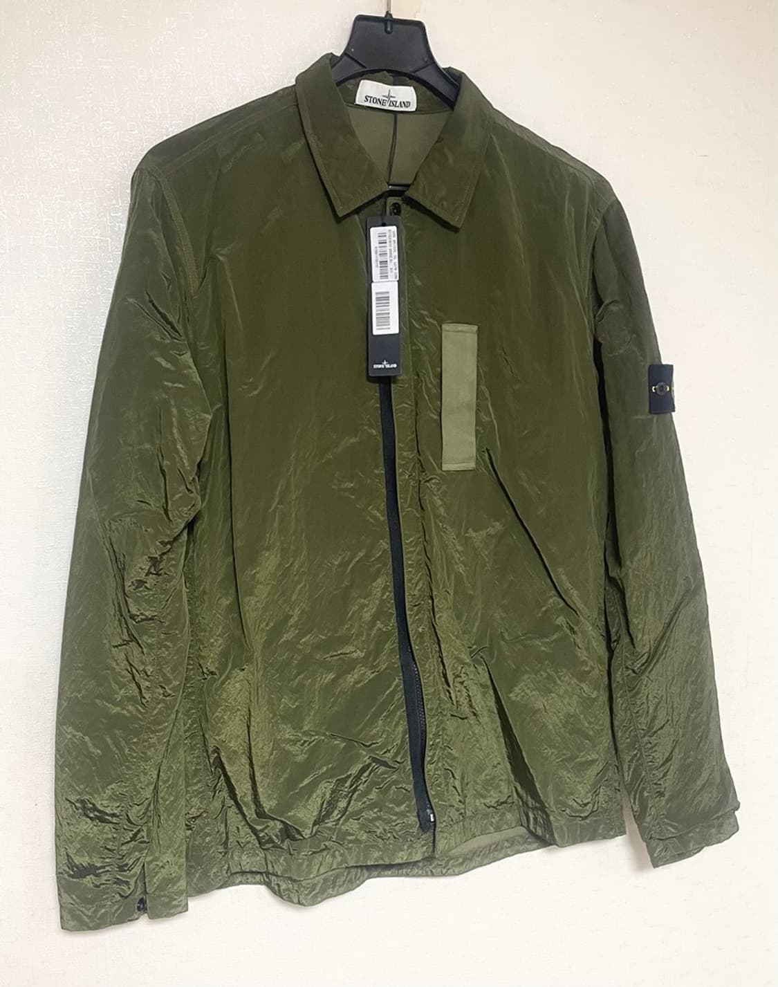 스톤아일랜드 나일론 메탈 오버셔츠 카키 상품이미지5