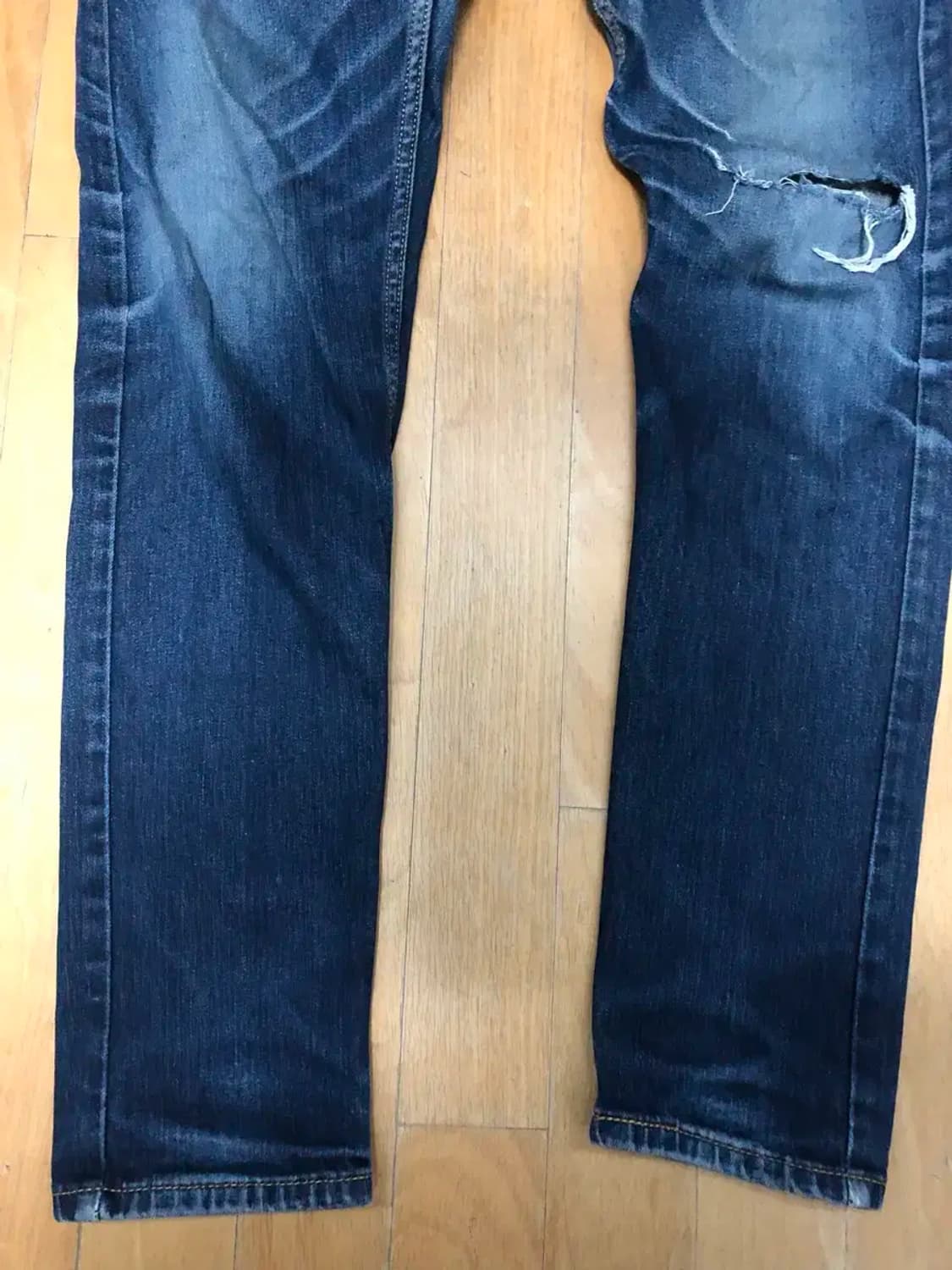 리바이스 510 무릎 데미지 빈티지 워싱 슬림 데님팬츠 33 상품이미지5