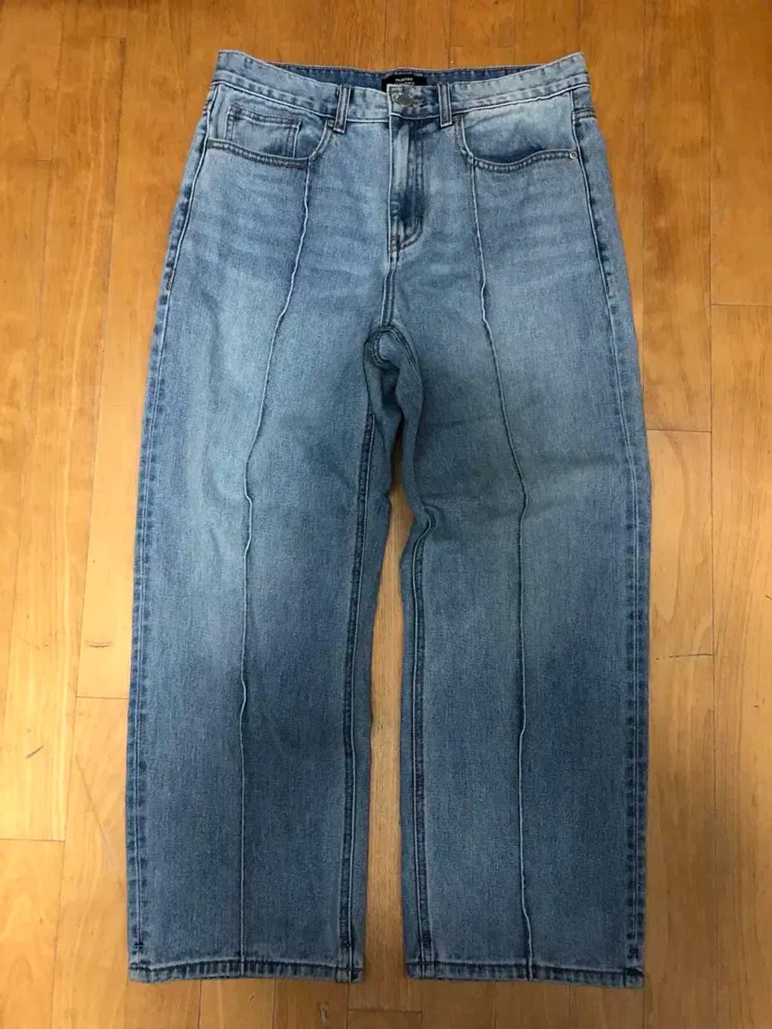 무신사스탠다드 무탠다드 핀턱 레귤러핏 데님팬츠 34 상품이미지3