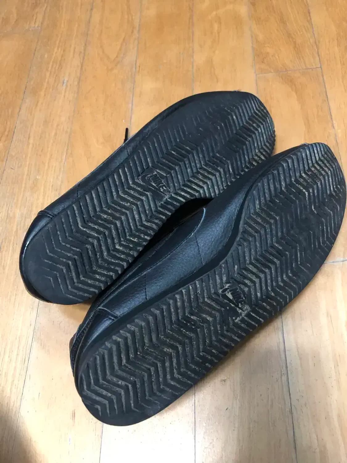 나이키 코르테즈 레더 올블랙 스니커즈 275 상품이미지7