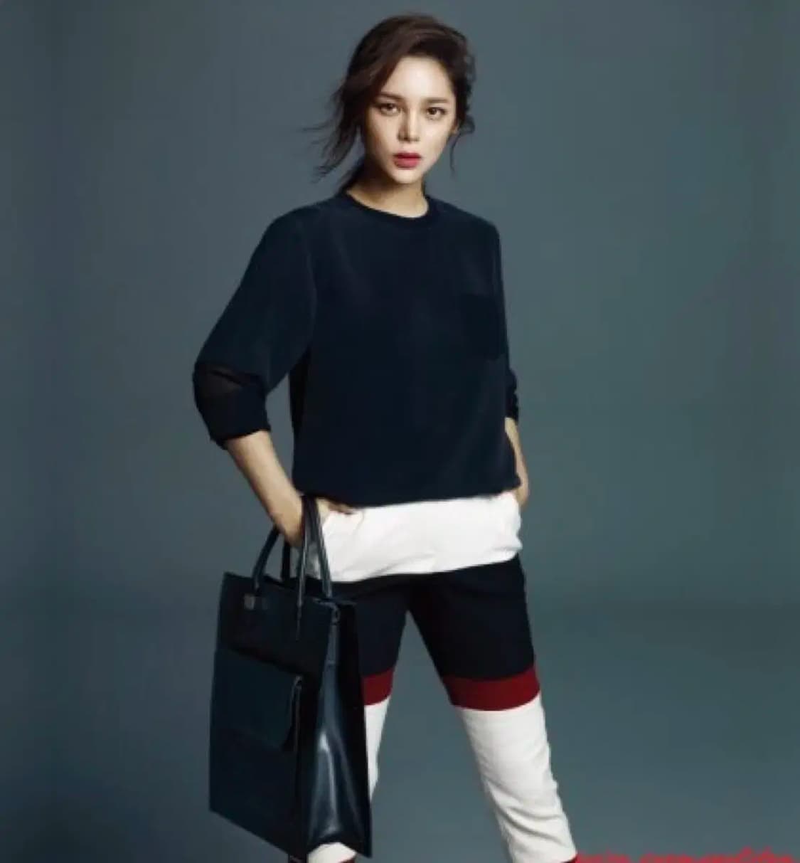 Carlyn 칼린 몰튼 소가죽 토트백 블랙 상품이미지2