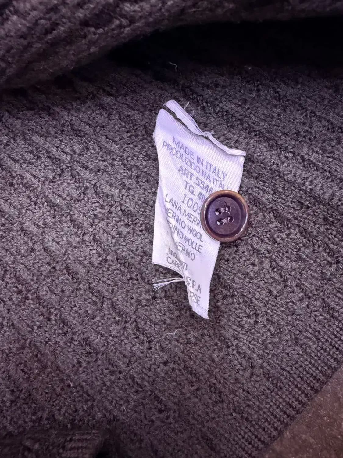 엠포리오 아르마니 메리노울 원포인트 레이어드 니트 가디건 M 상품이미지6