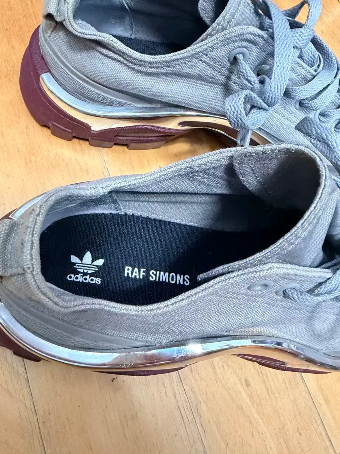 아디다스 x 라프시몬스 뉴러너 디트로이트 그레이 260 상품이미지5