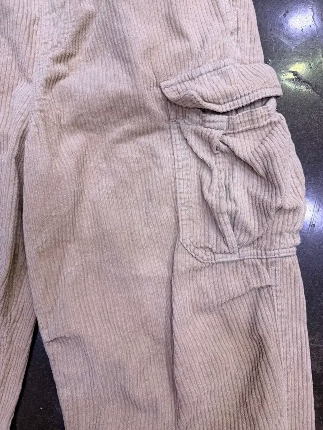 자라 코듀로이 레귤러핏 카고팬츠 아이보리 L 상품이미지6