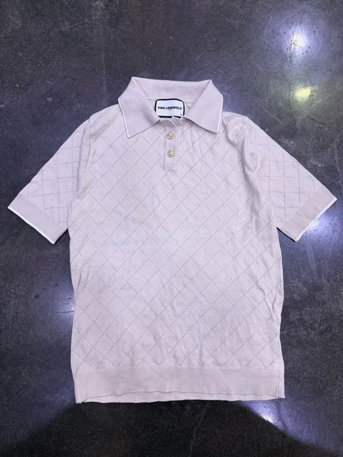 칼라거펠트 럭셔리 버튼 반팔 니트 베이지 배색 66 상품이미지1