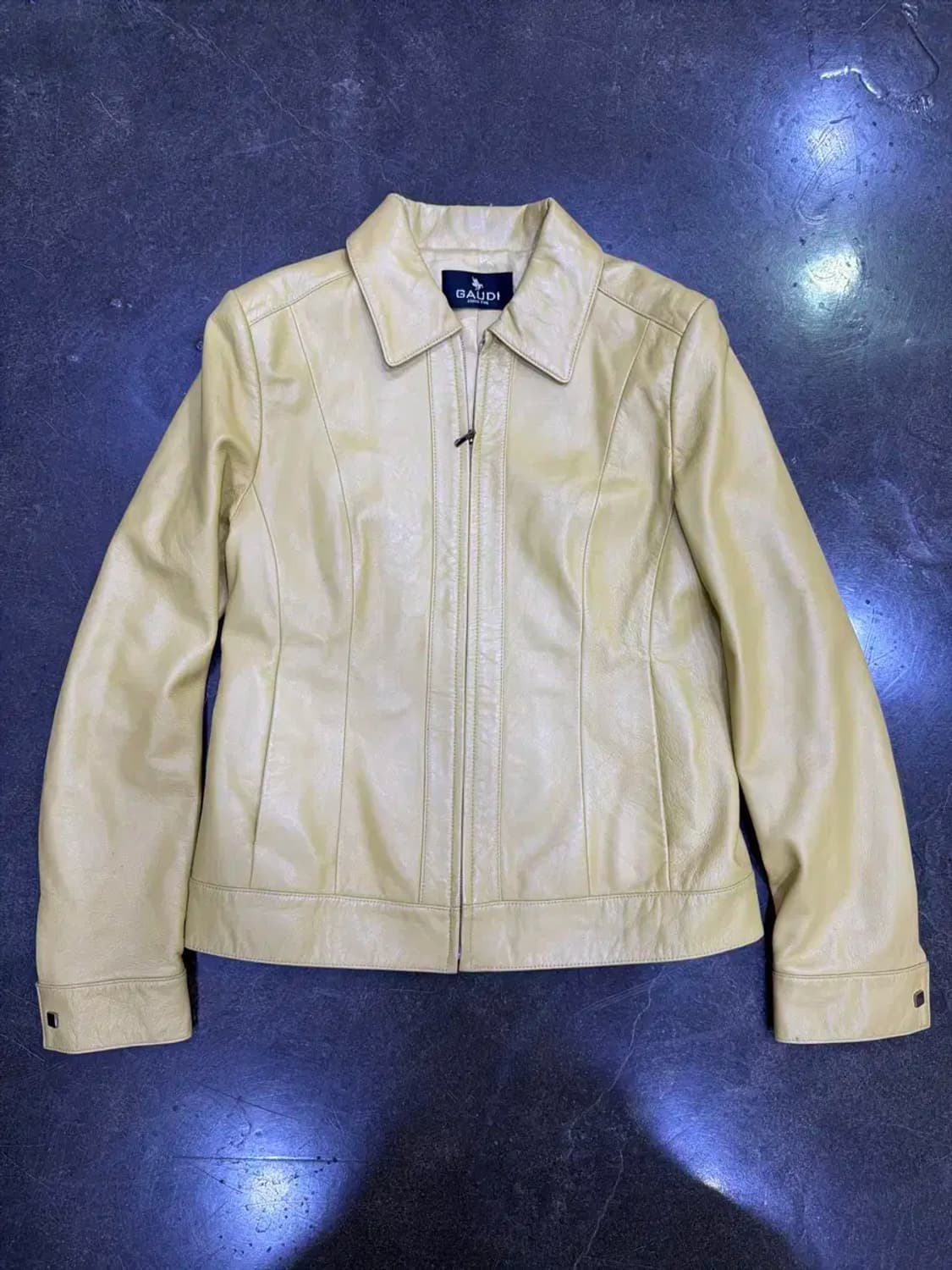 가우디 양가죽 나파 절개라인 지퍼 레더자켓 베이지 55 상품이미지1