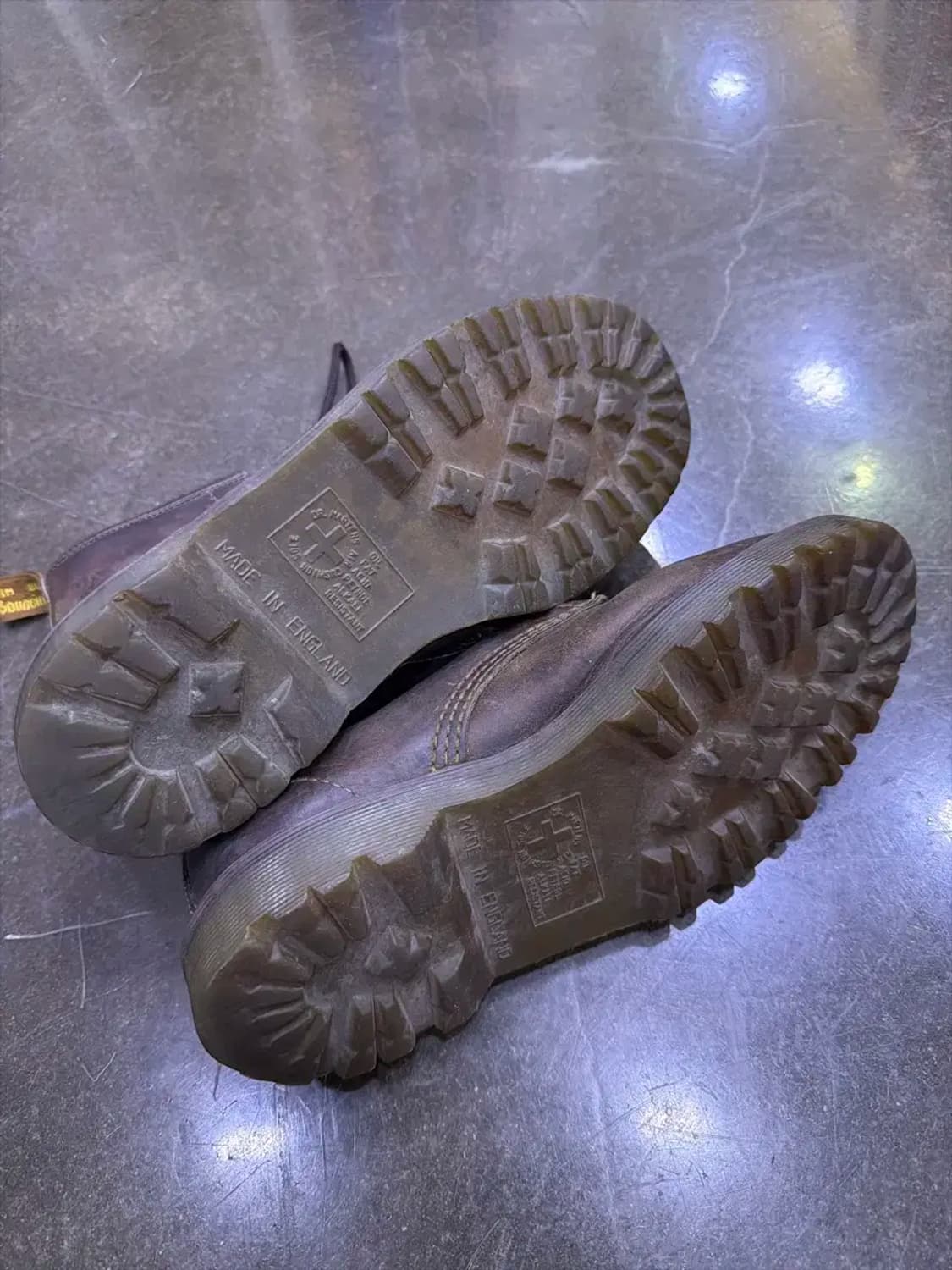 닥터마틴 1460 잉글랜드 메이드 8홀 부츠 워커 240 상품이미지8