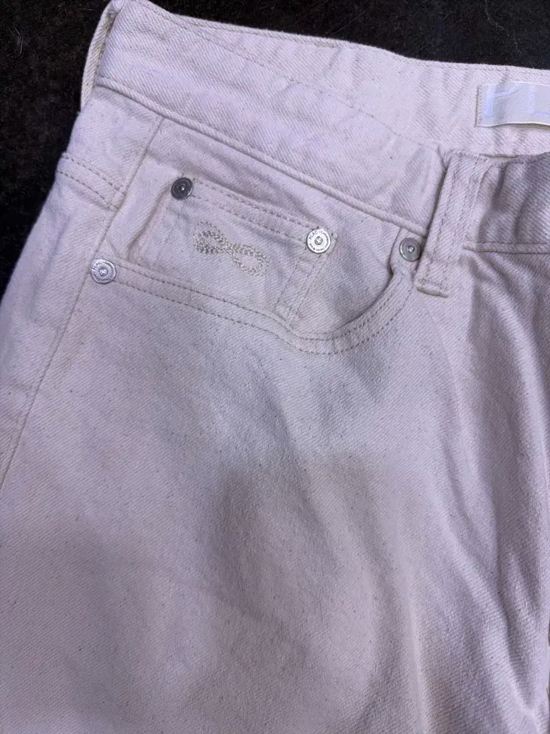 플랙 크롭 밀린 루즈 테이퍼드핏 크림진 데님팬츠 32 상품이미지6