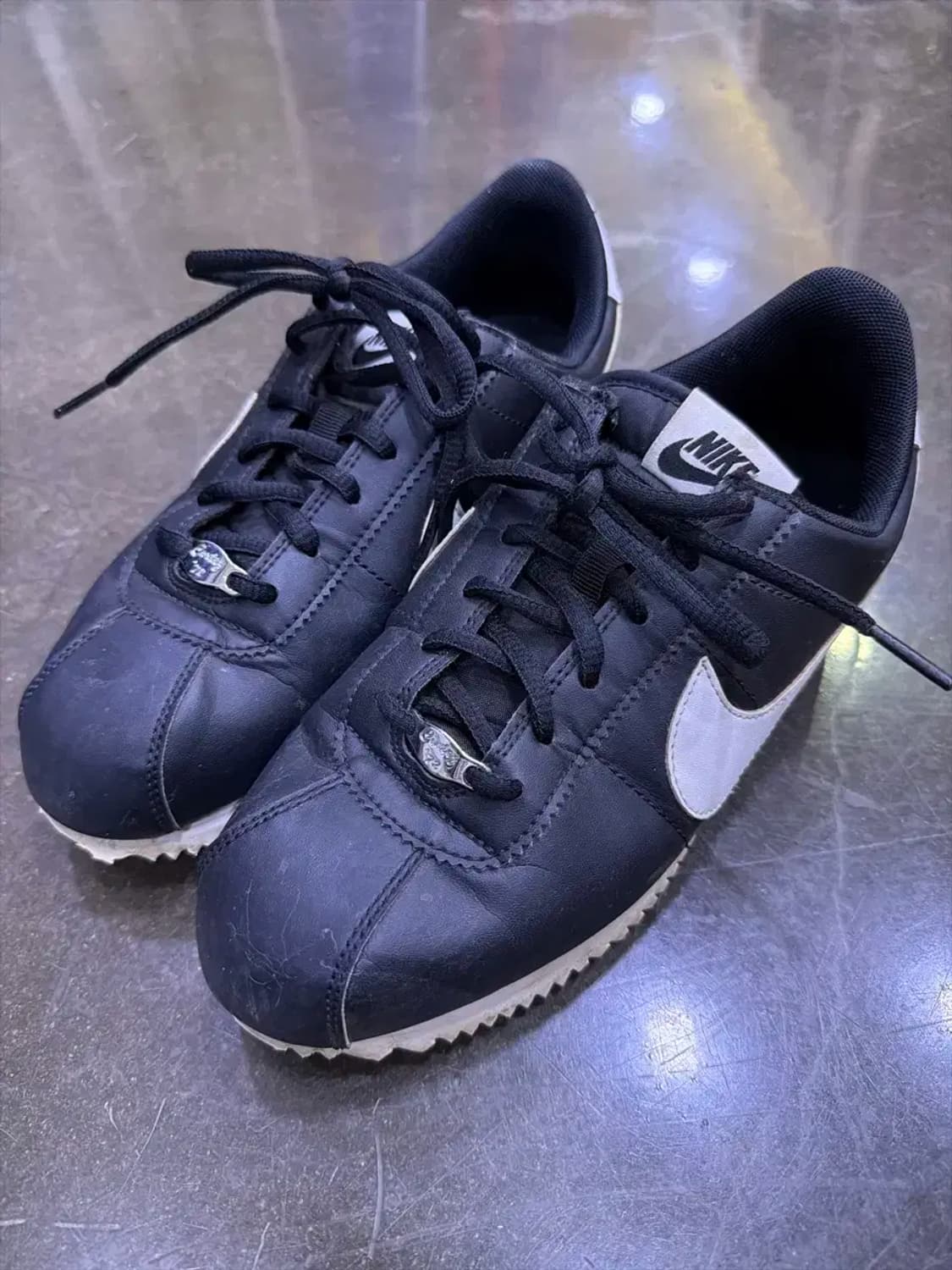 나이키 클래식 코르테즈 레더 블랙 화이트 스니커즈 240 상품이미지1