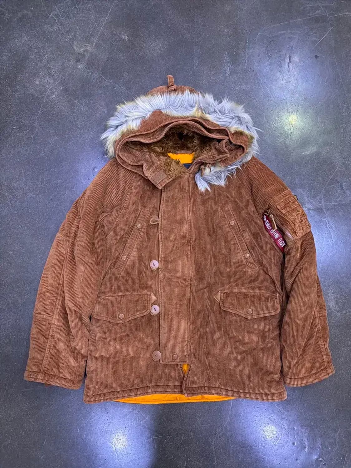 알파 인더스트리 브라운 코듀로이 N3B 봄버 자켓 M 상품이미지3