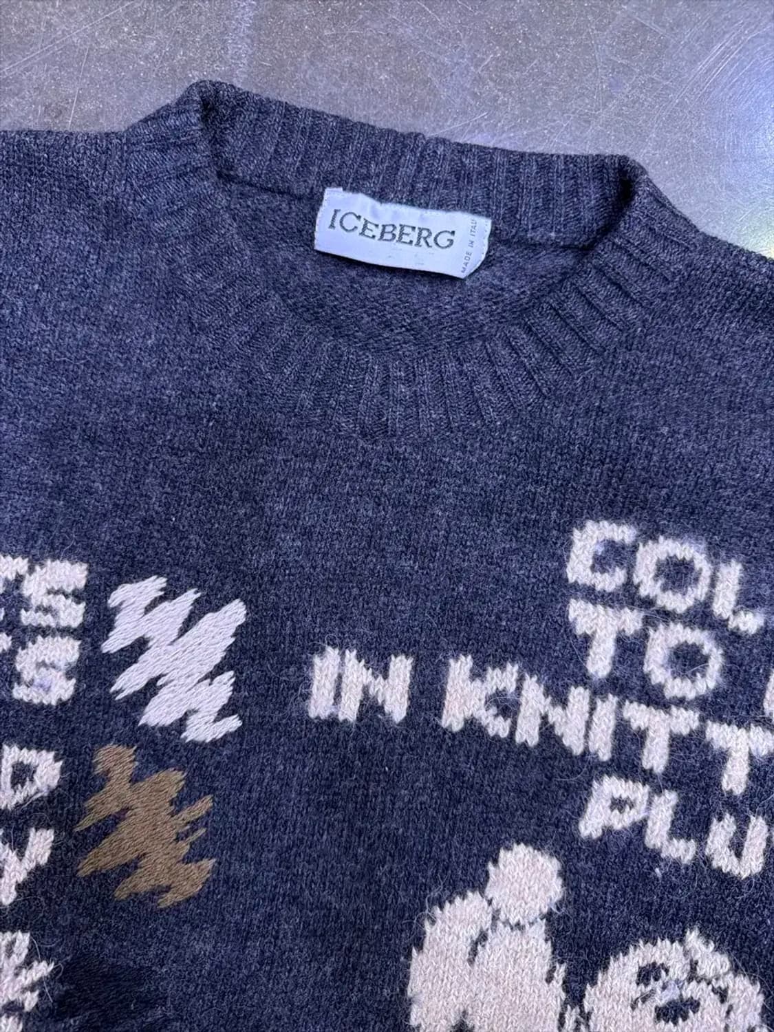 아이스버그 디즈니 플루토 이태리 울 니트 스웨터 L 상품이미지3