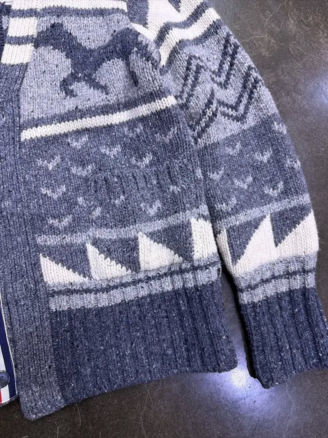 듀드나인 디어 페어아일 삼선 크롭 가디건 M 상품이미지4