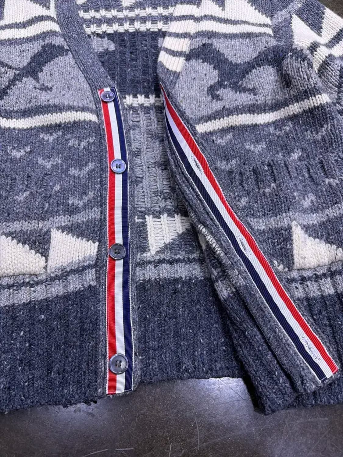 듀드나인 디어 페어아일 삼선 크롭 가디건 M 상품이미지7