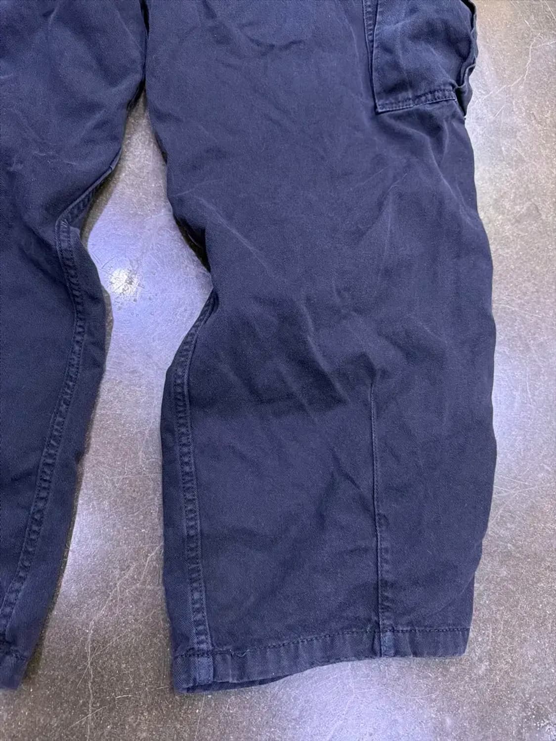 칼하트 블랙워싱 카고 레귤러핏 팬츠 32 상품이미지8