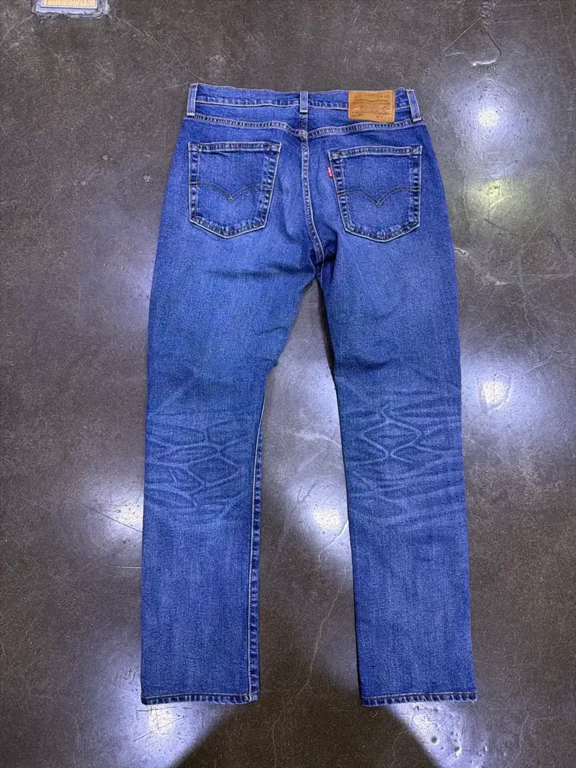 리바이스 511 프리미엄 빅e 슬림핏 라인 워싱 데님팬츠 32 상품이미지2