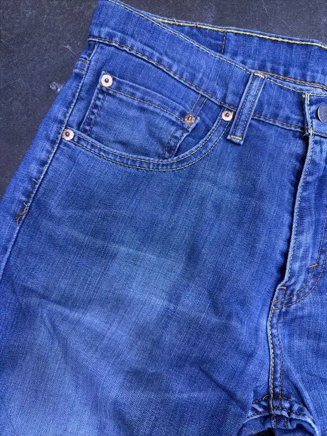 리바이스 527 부츠컷 플레어 워싱 데님팬츠 31 상품이미지4