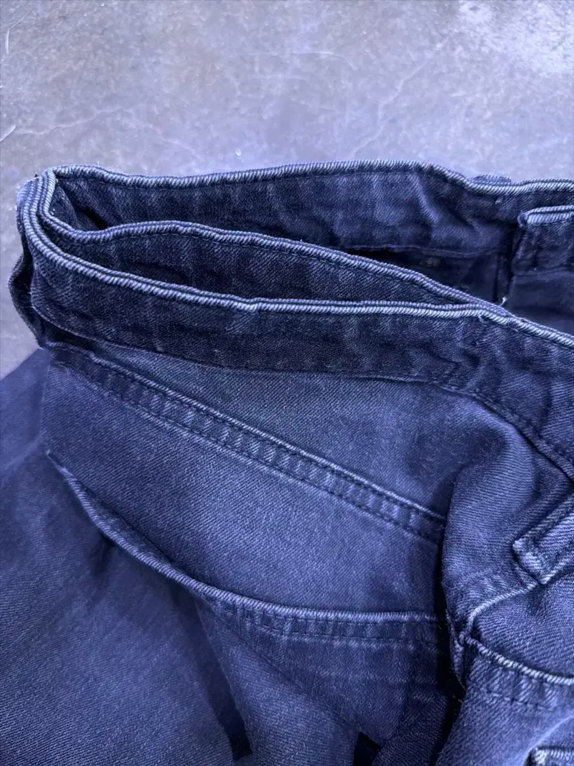 리바이스 541 에슐레틱 테이퍼드핏 블랙 워싱 데님팬츠 33 상품이미지9