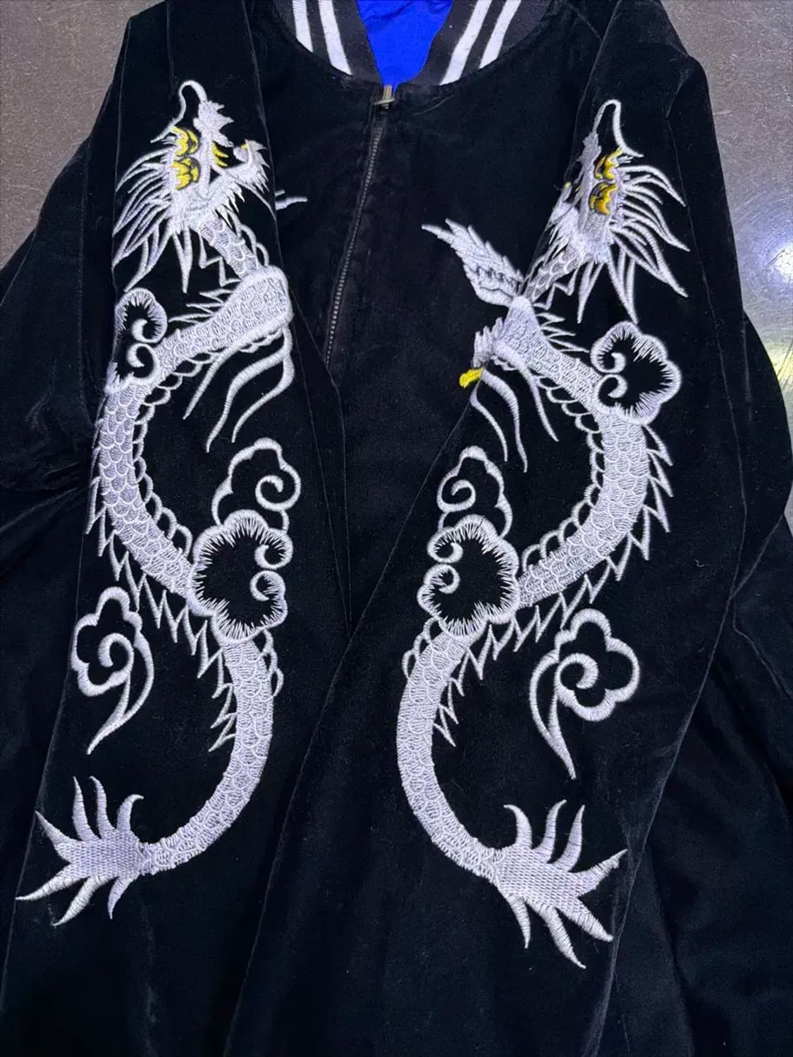 벨벳 리버서블 양면 이글스 타이거 자수 스카쟌 자켓 L 상품이미지7