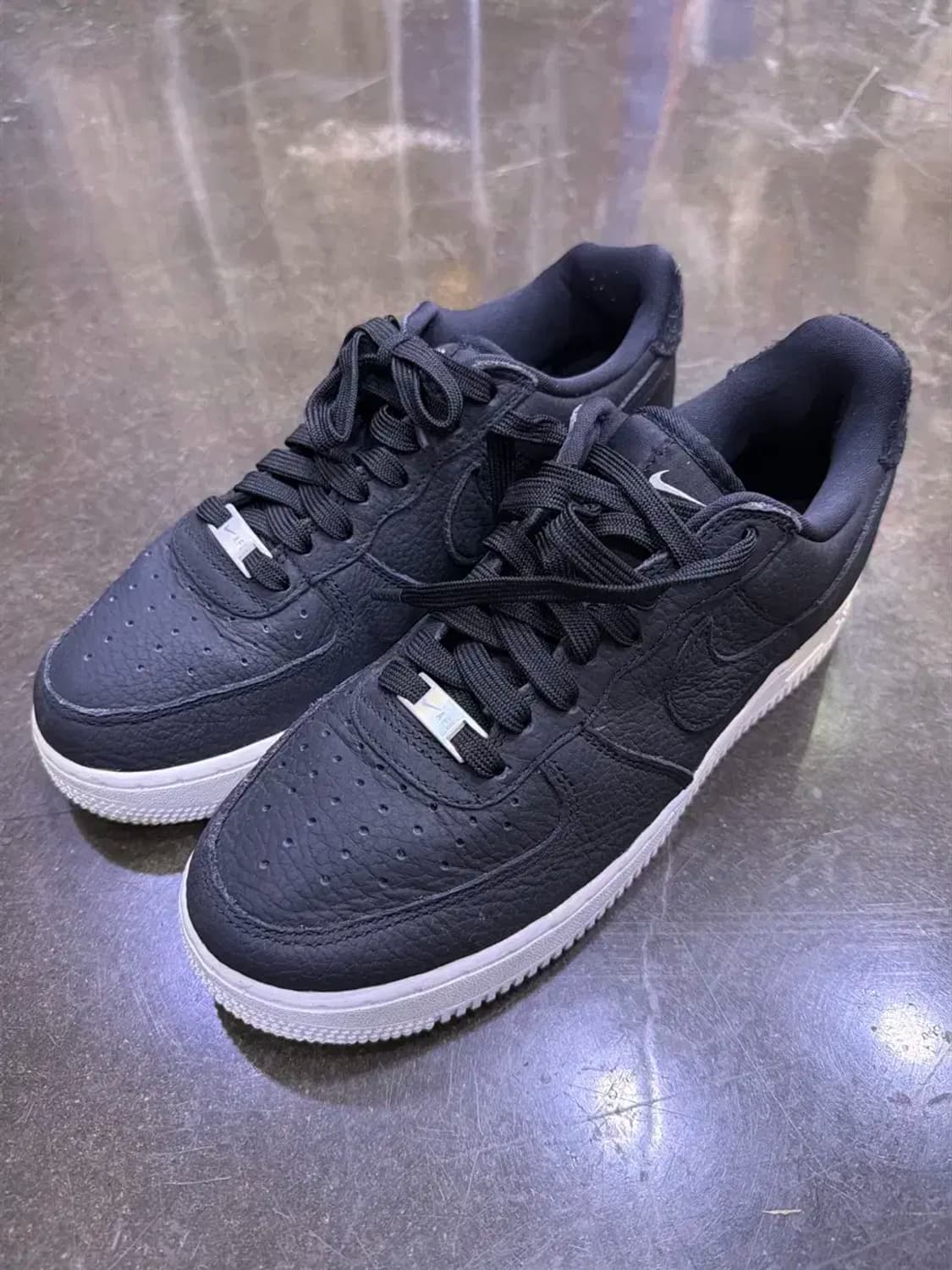 나이키 에어포스1 07 로우 크래프트 블랙 화이트 260 상품이미지1