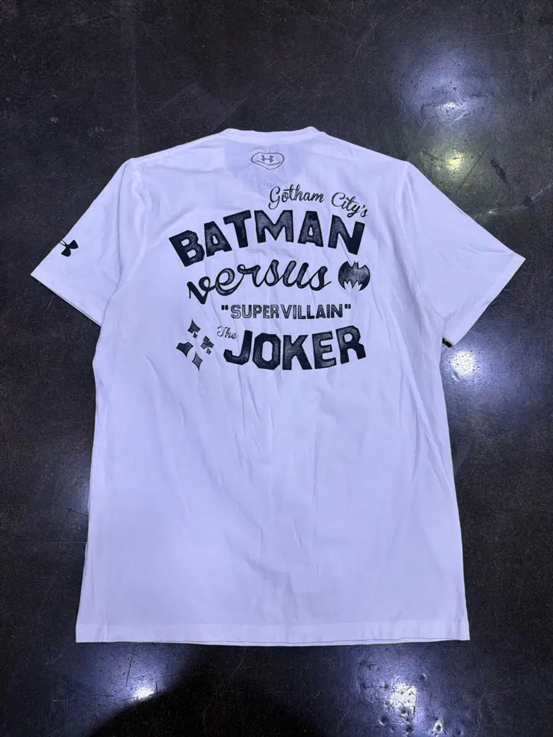 언더아머 DC 코믹스 배트맨 조커 반팔 티셔츠 루즈핏 M 상품이미지2