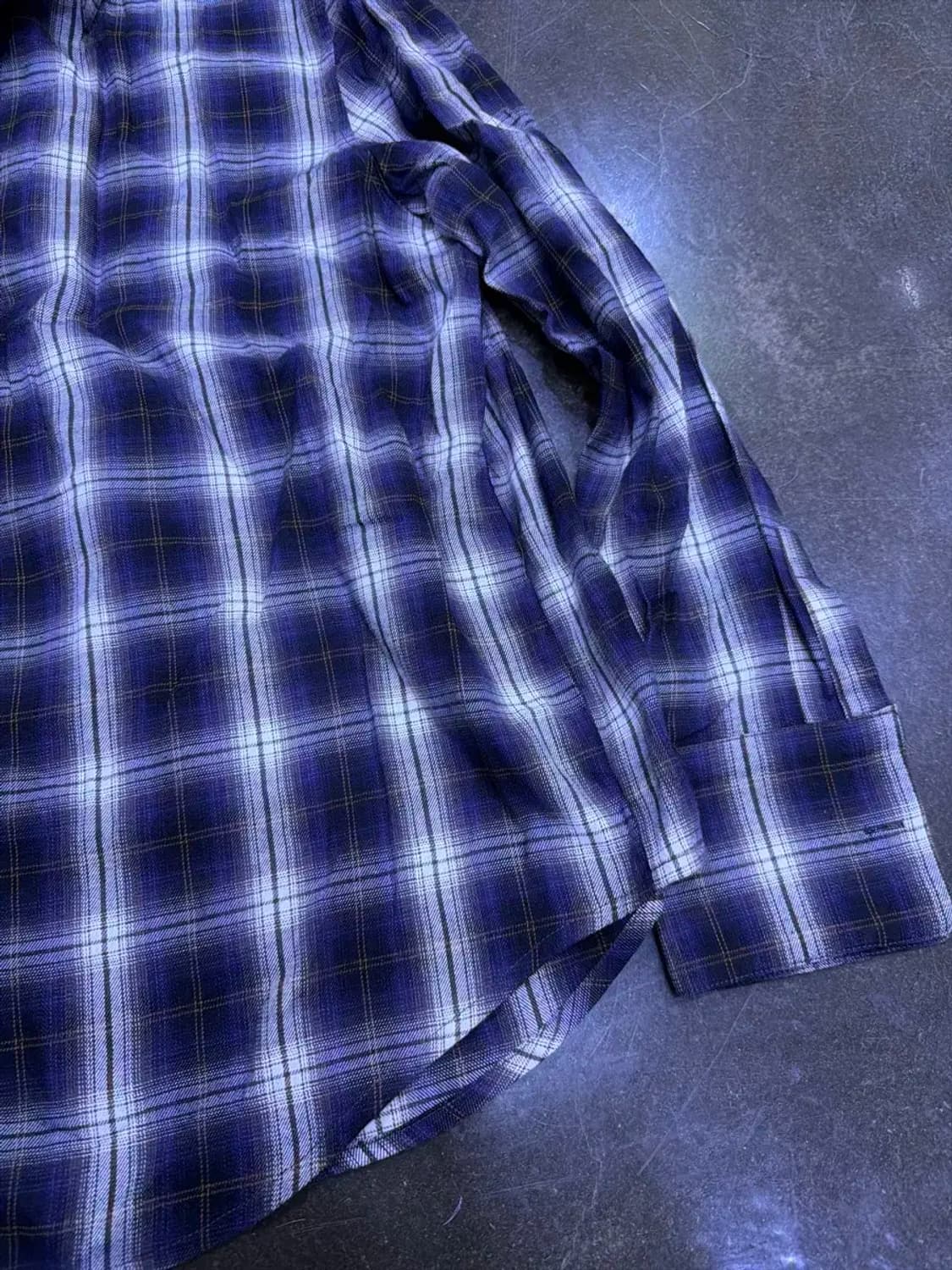 엘무드 체크 패턴 빅 커프스 셔츠 48 상품이미지4