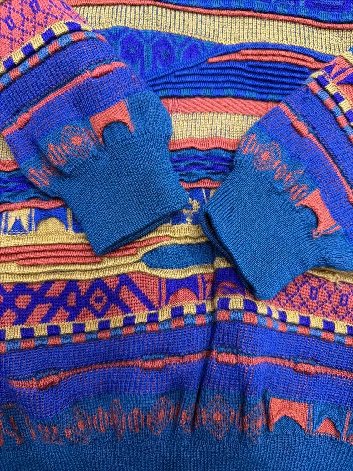 EMAROO 에마루 90's 컬러풀 3D 케이블 니트 스웨터 100 상품이미지5