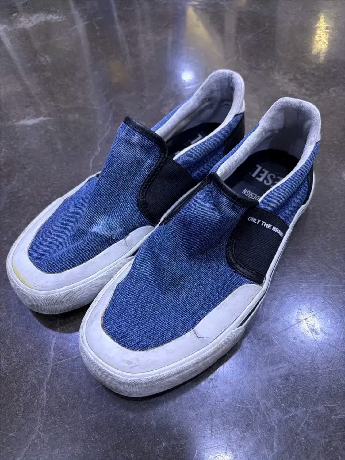 디젤 데님 슬립온 스니커즈 255 상품이미지1