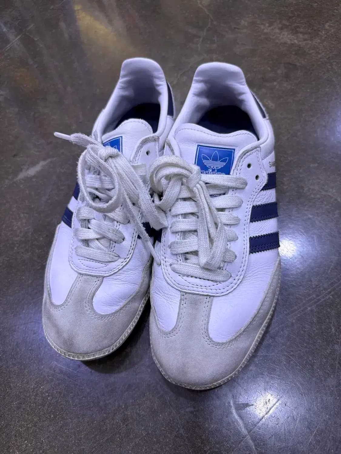 아디다스 삼바 화이트 네이비 스니커즈 235 상품이미지2