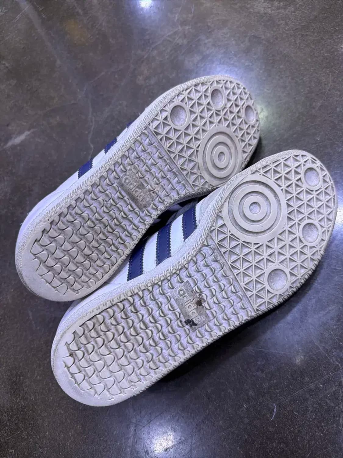 아디다스 삼바 화이트 네이비 스니커즈 235 상품이미지8