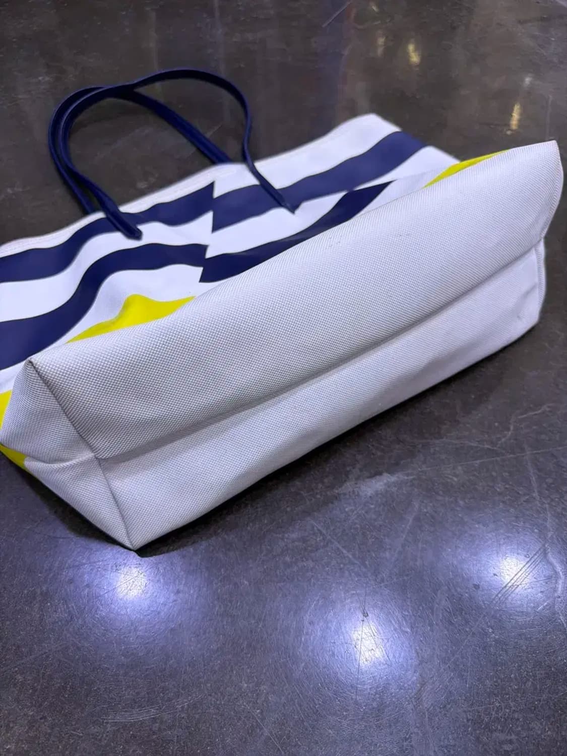 라코스테 x 야츠부키 캡슐 컬렉션 프린트 스트라이프 쇼퍼백 상품이미지6