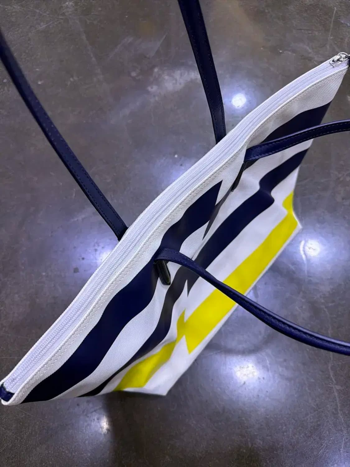 라코스테 x 야츠부키 캡슐 컬렉션 프린트 스트라이프 쇼퍼백 상품이미지7