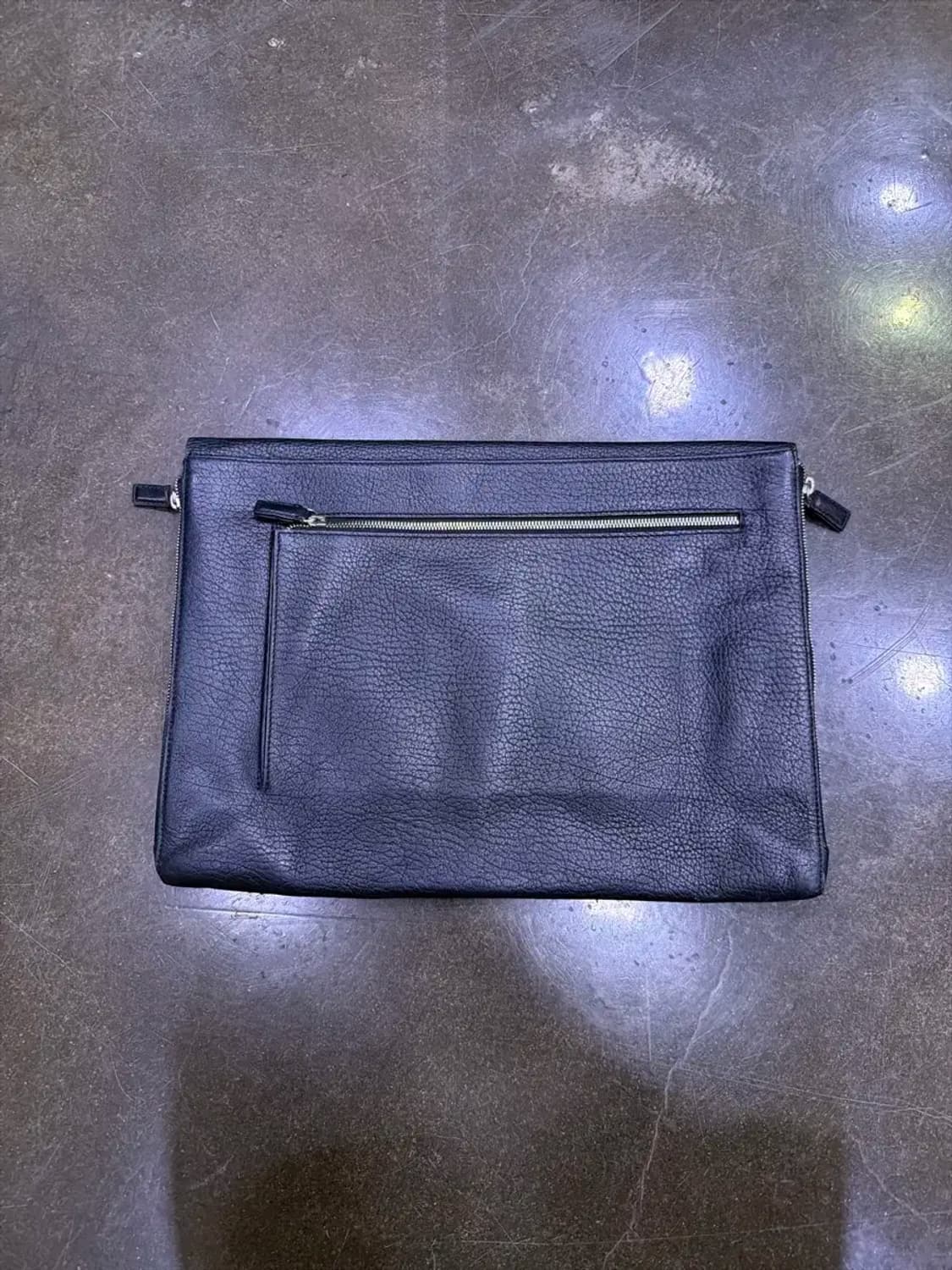 캘빈클라인 컬렉션 가죽 레더 서류 클러치백 상품이미지2