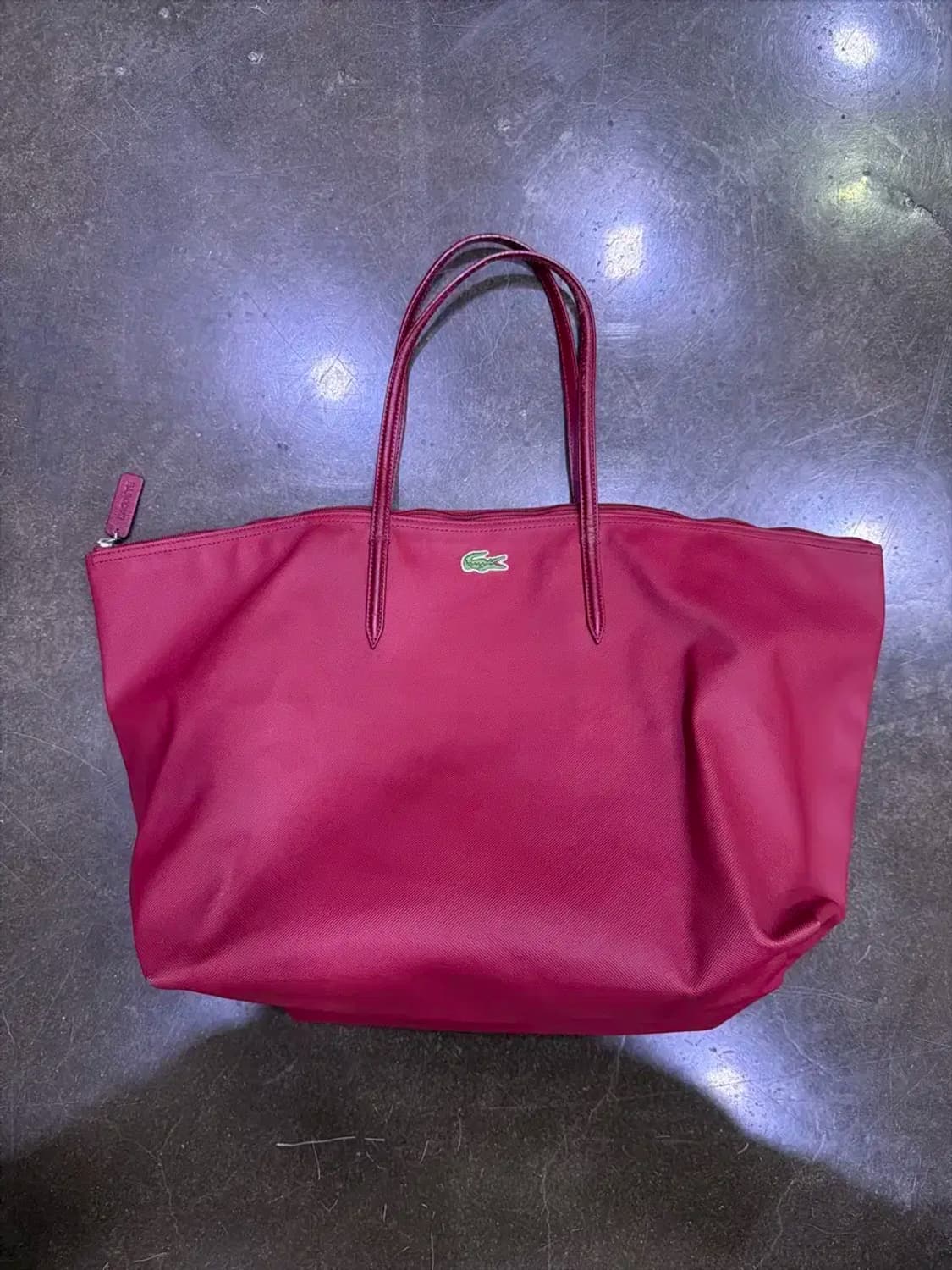 라코스테 숄더 쇼퍼백 L 사이즈 버건디 상품이미지1