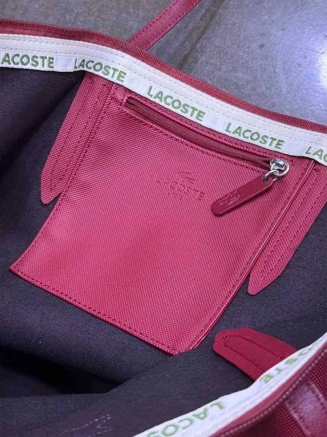 라코스테 숄더 쇼퍼백 L 사이즈 버건디 상품이미지5