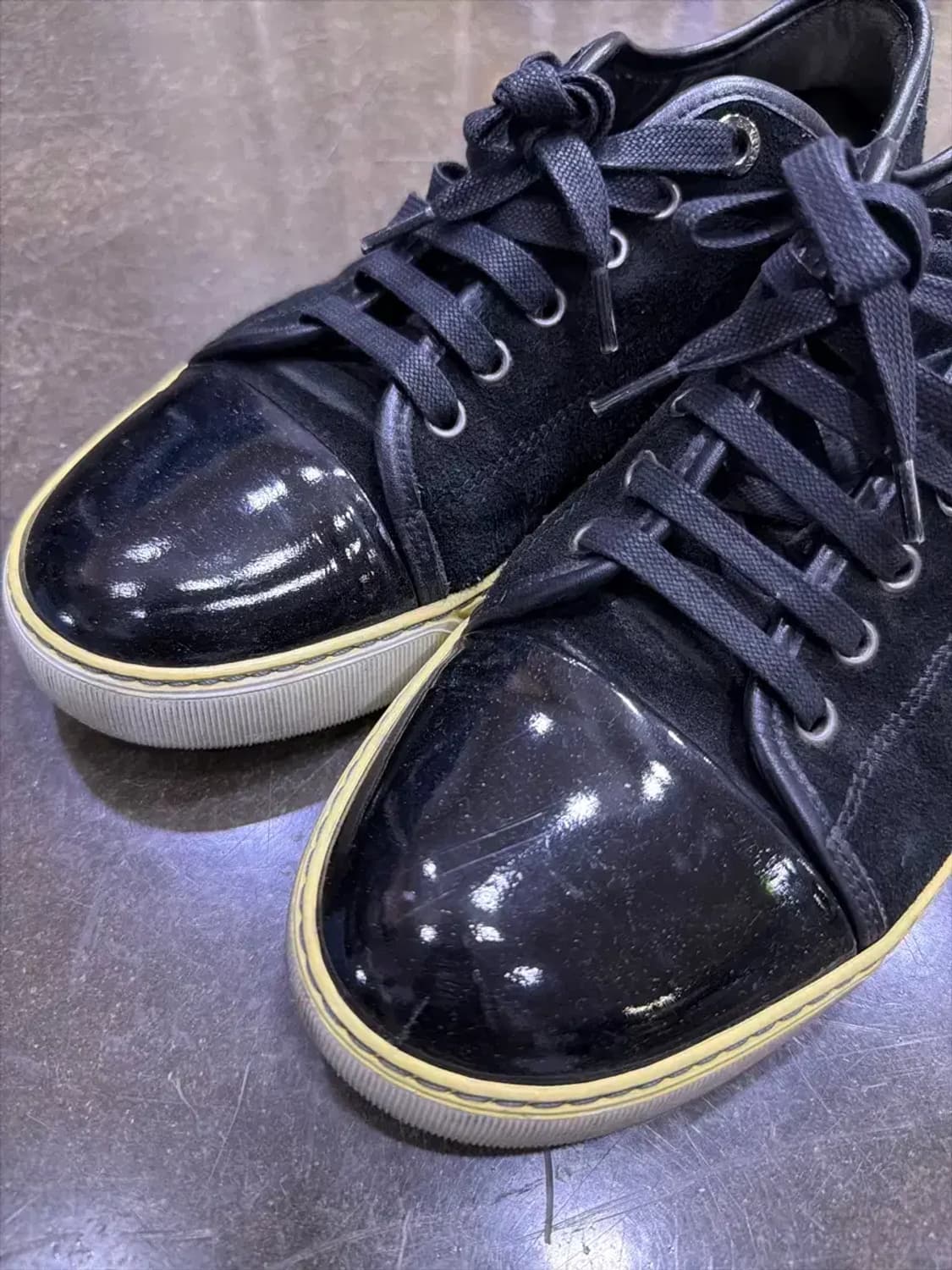 랑방 벨루어 스웨이드 스니커즈 블랙 5 사이즈 240 상품이미지3