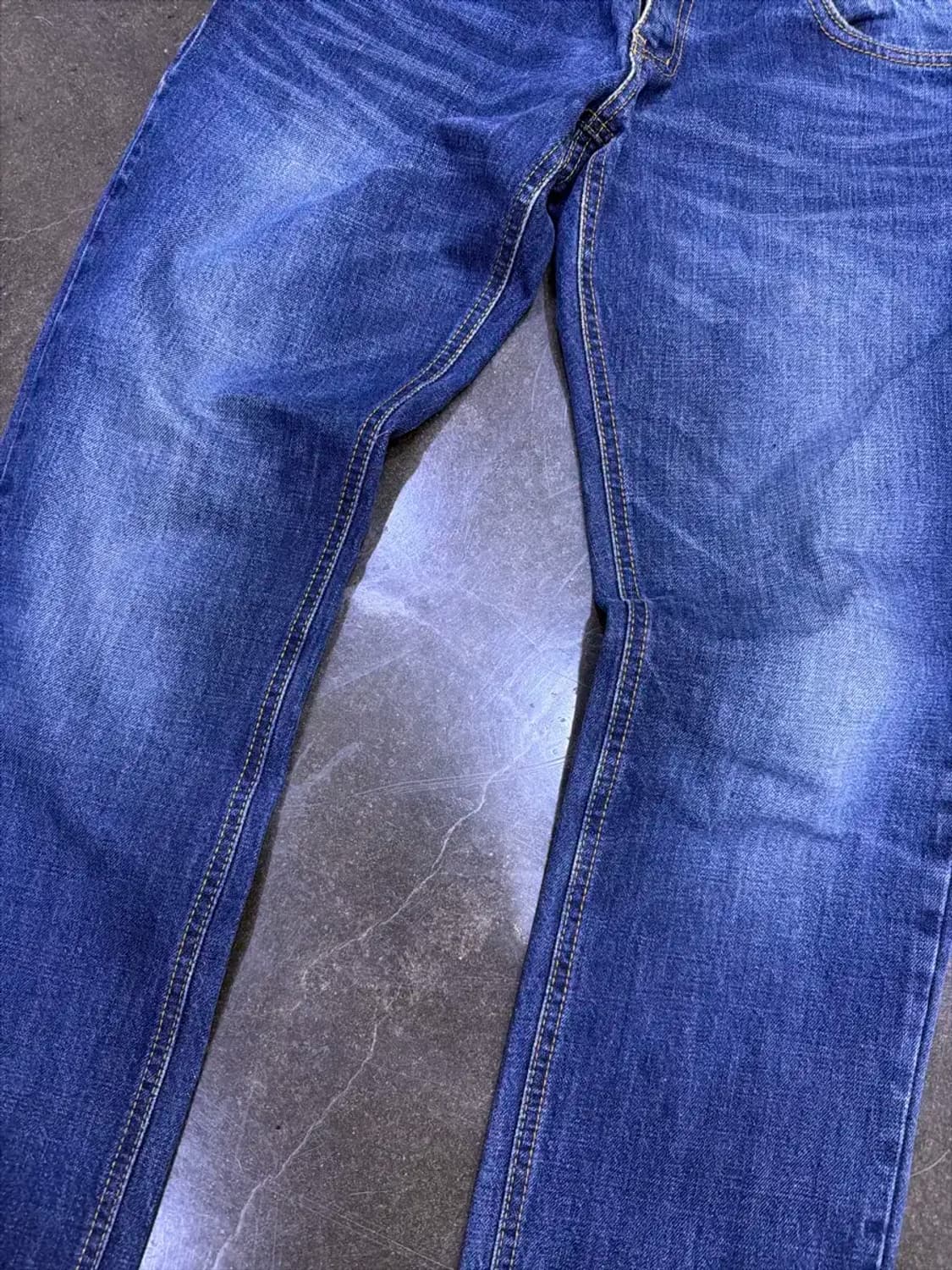 돌체앤가바나 중청 워싱 디테일 슬림 스트레이트핏 데님팬츠 48 상품이미지5