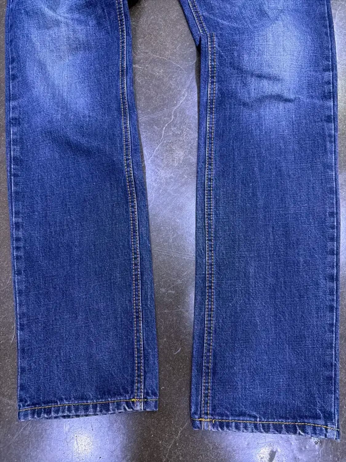 돌체앤가바나 중청 워싱 디테일 슬림 스트레이트핏 데님팬츠 48 상품이미지6