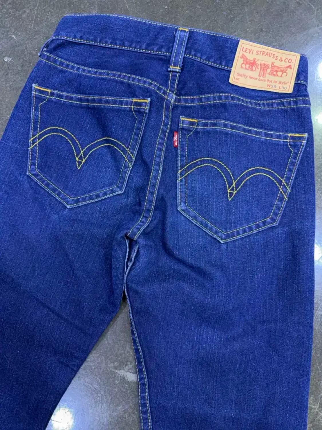 리바이스 타입원 트루 부츠컷 플레어 데님팬츠 29 상품이미지5