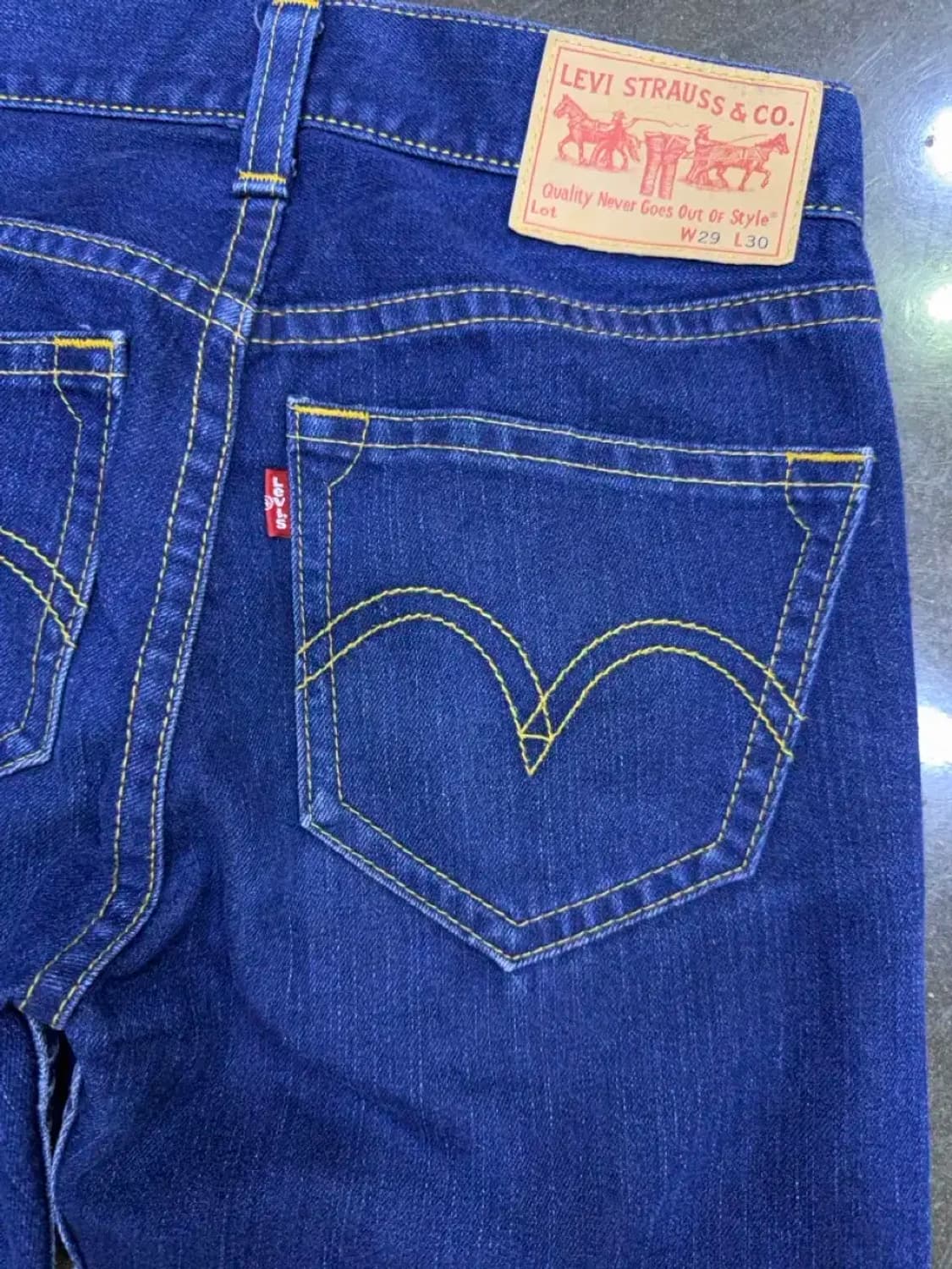 리바이스 타입원 트루 부츠컷 플레어 데님팬츠 29 상품이미지6