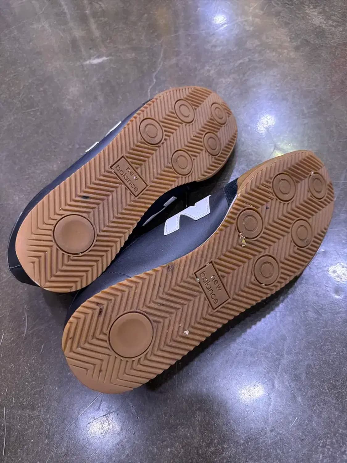 뉴발란스 360 스니커즈 블랙 검 슈즈 280 상품이미지8