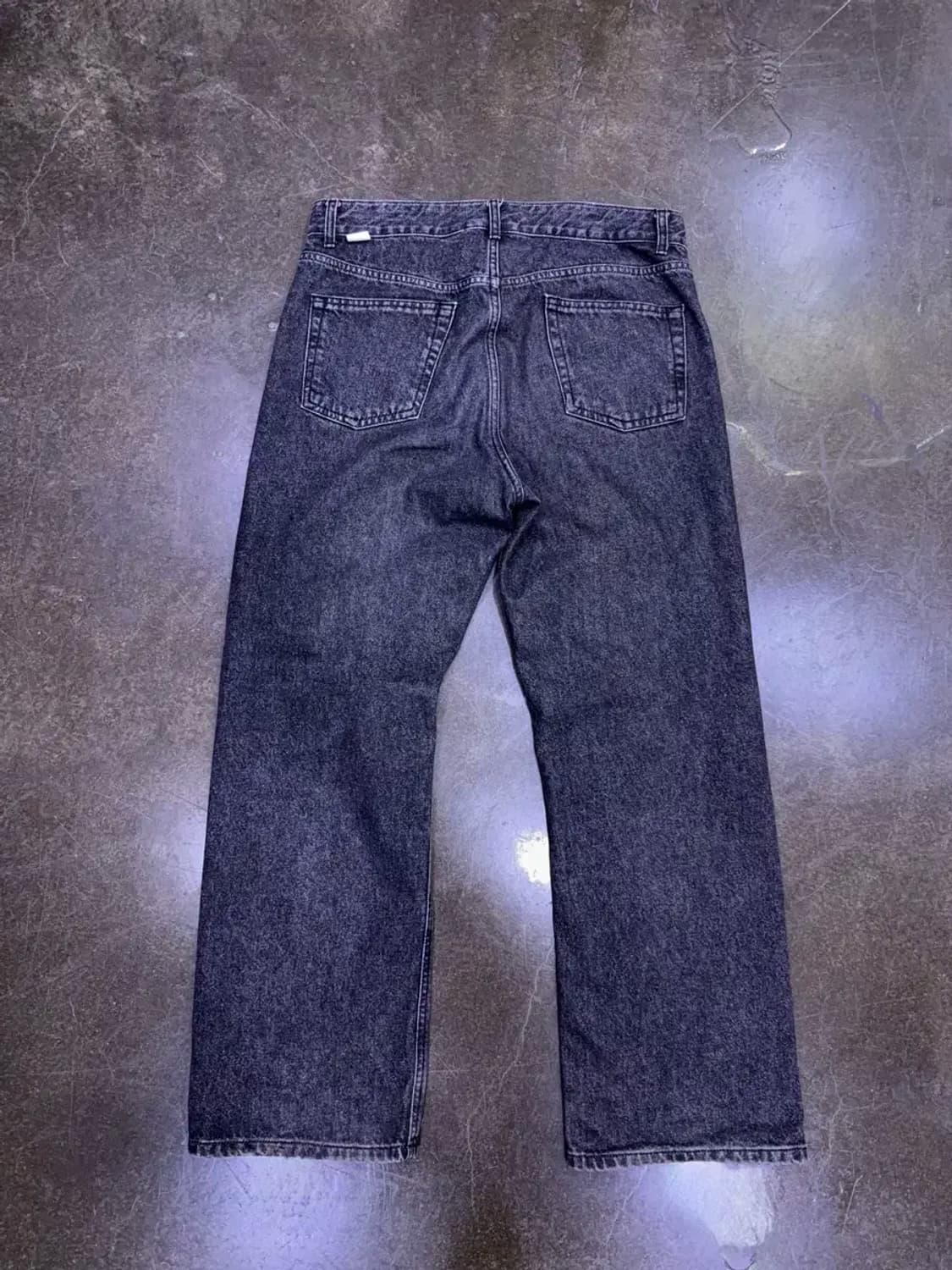 유니폼브릿지 핀턱 와이드 흑청 데님팬츠 L 상품이미지2